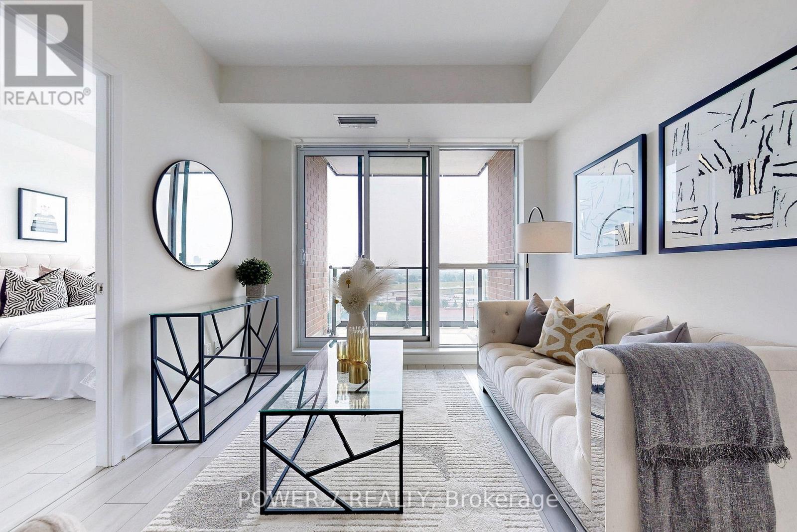 Photo 3 of 1110 31 Tippett Road, Toronto ON