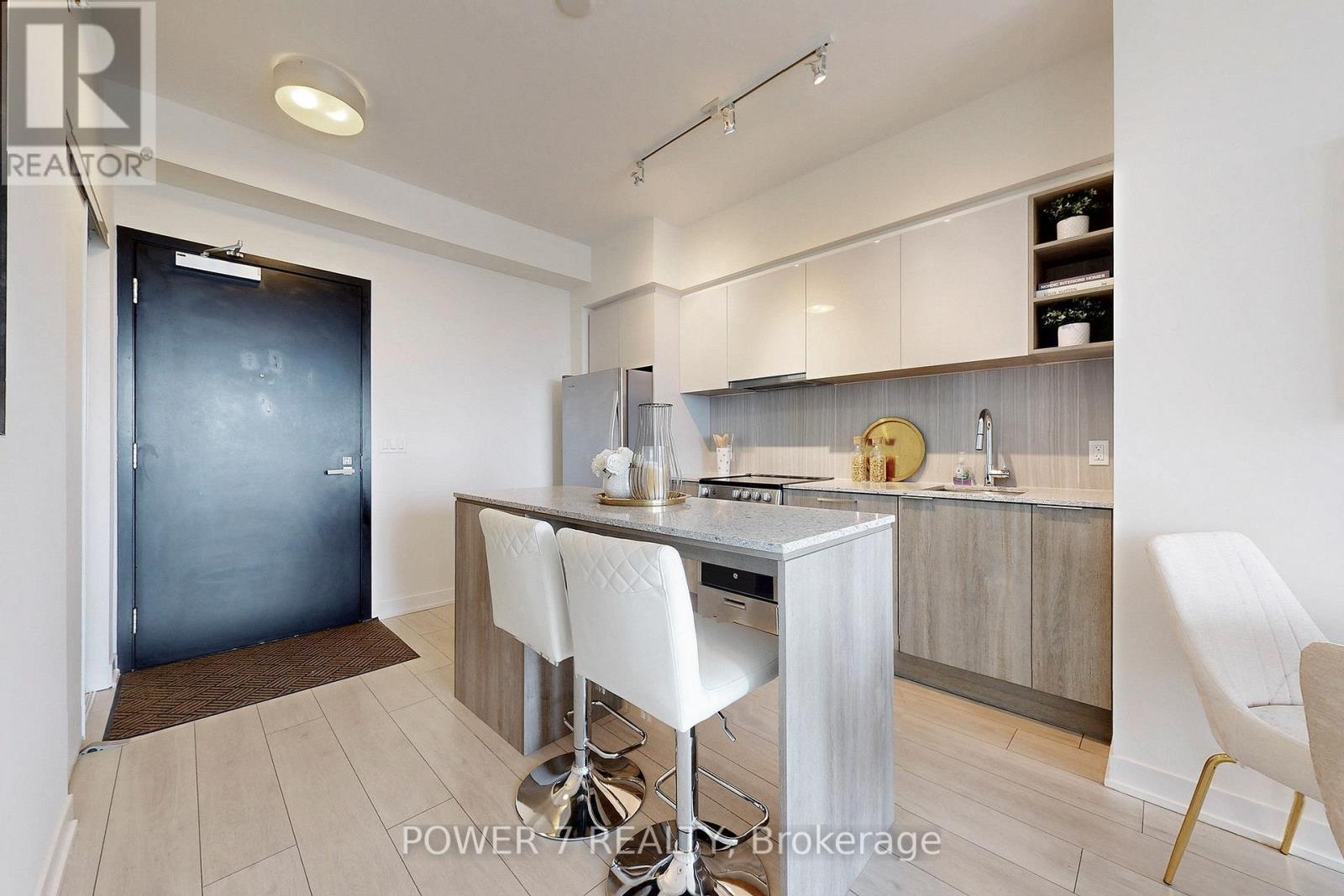 Photo 7 of 1110 31 Tippett Road, Toronto ON