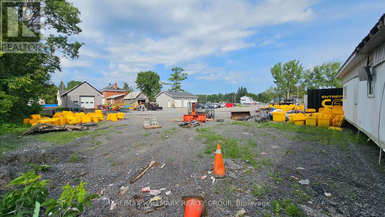 Photo 10 of 2590 B Carp Road, Ottawa ON
