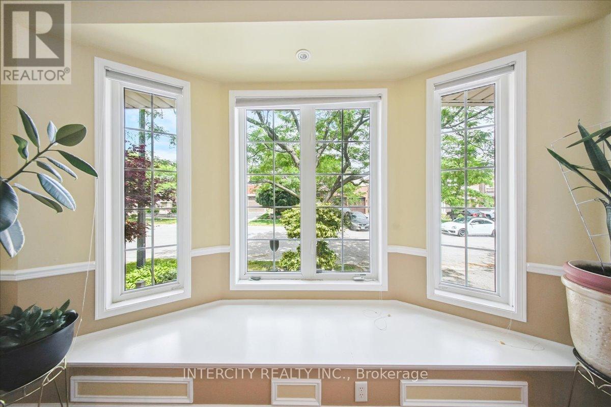 Photo 30 of 7 Butterworth Drive, Ajax ON