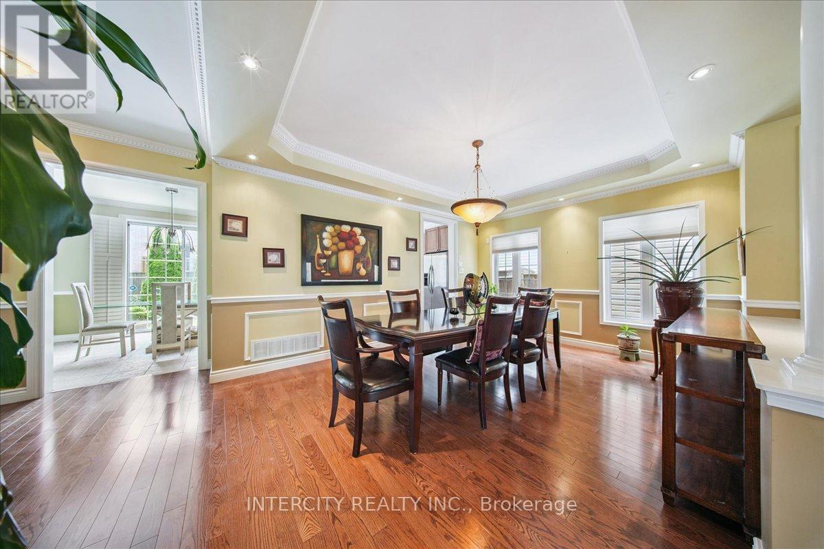 Photo 4 of 7 Butterworth Drive, Ajax ON