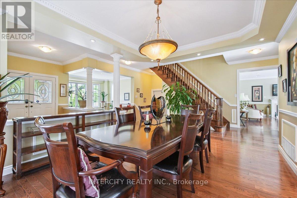 Photo 11 of 7 Butterworth Drive, Ajax ON