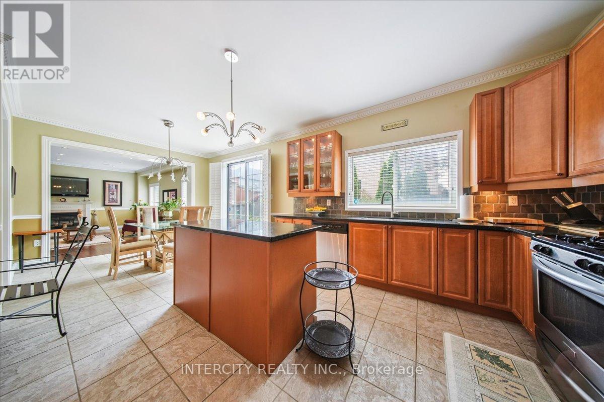 Photo 21 of 7 Butterworth Drive, Ajax ON