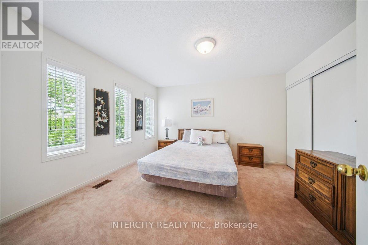 Photo 19 of 7 Butterworth Drive, Ajax ON