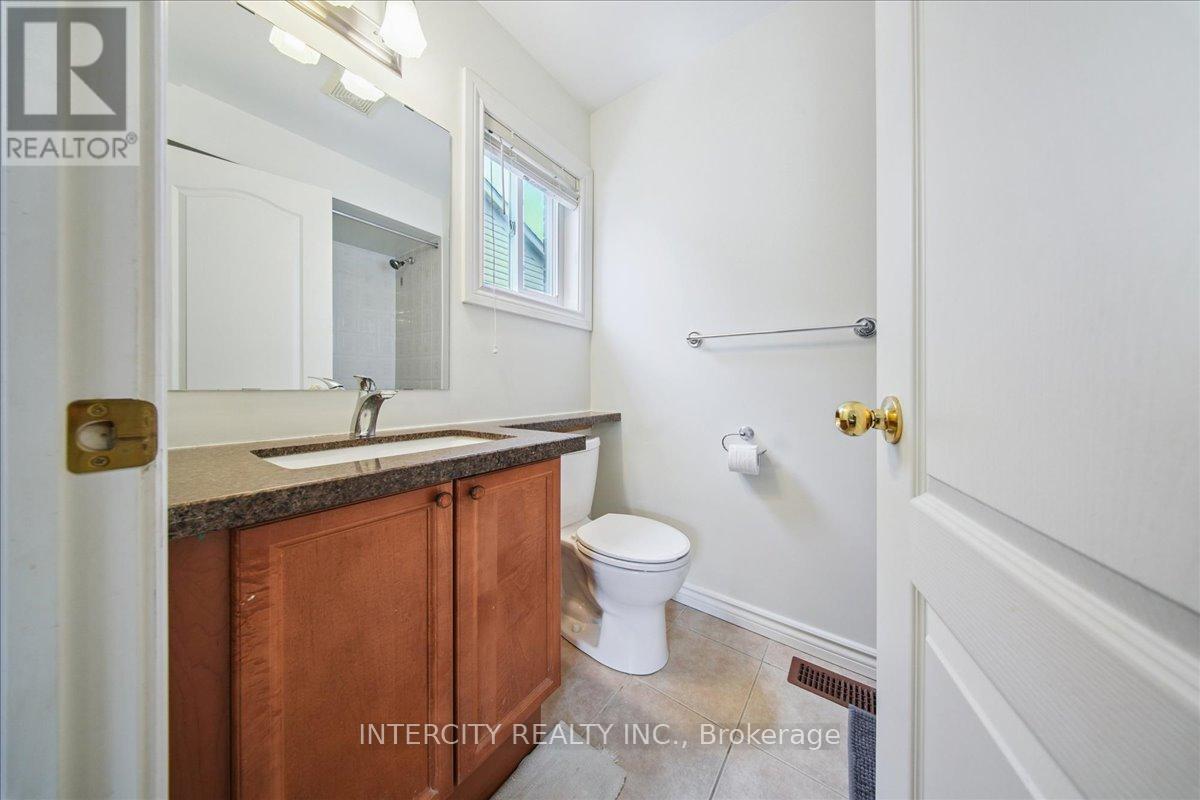 Photo 5 of 7 Butterworth Drive, Ajax ON