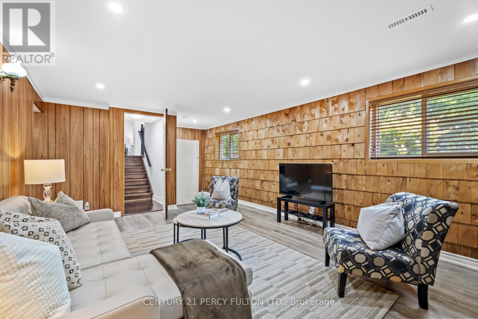 Photo 39 of 50 Chapais Crescent, Toronto ON