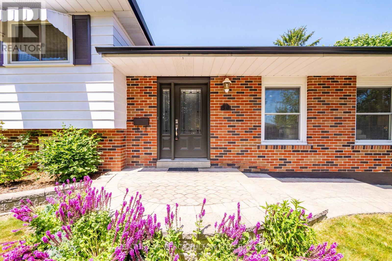 Photo 23 of 50 Chapais Crescent, Toronto ON