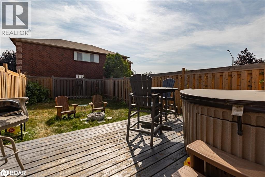 Photo 8 of 17 Majesty Boulevard, Barrie ON