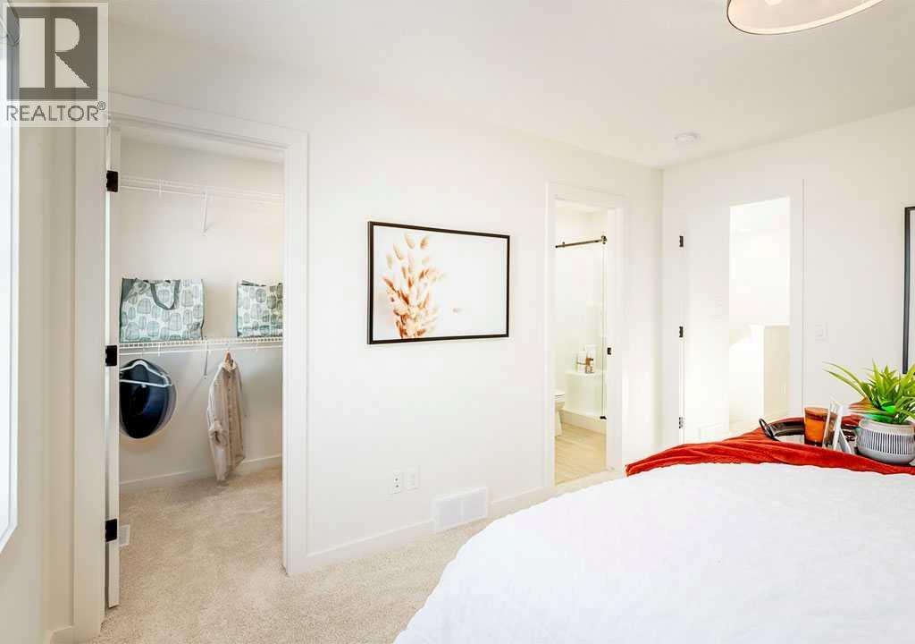 Single Family House for Sale in  Starling Boulevard NW Moraine Calgary 