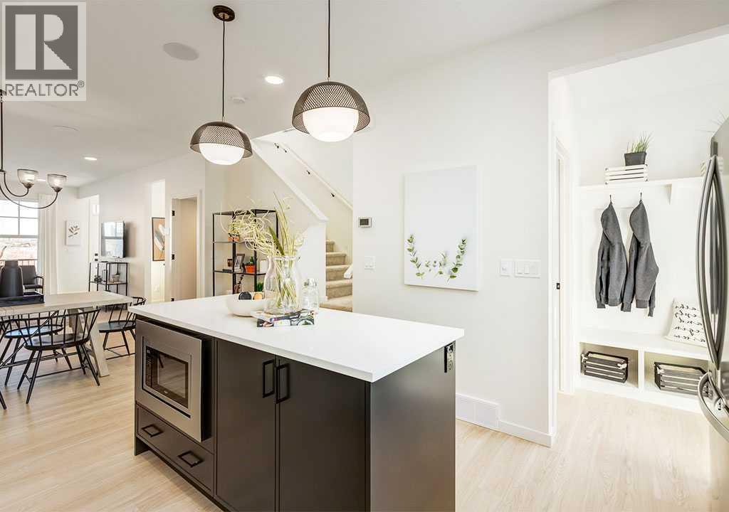 Single Family House for Sale in  Starling Boulevard NW Moraine Calgary 