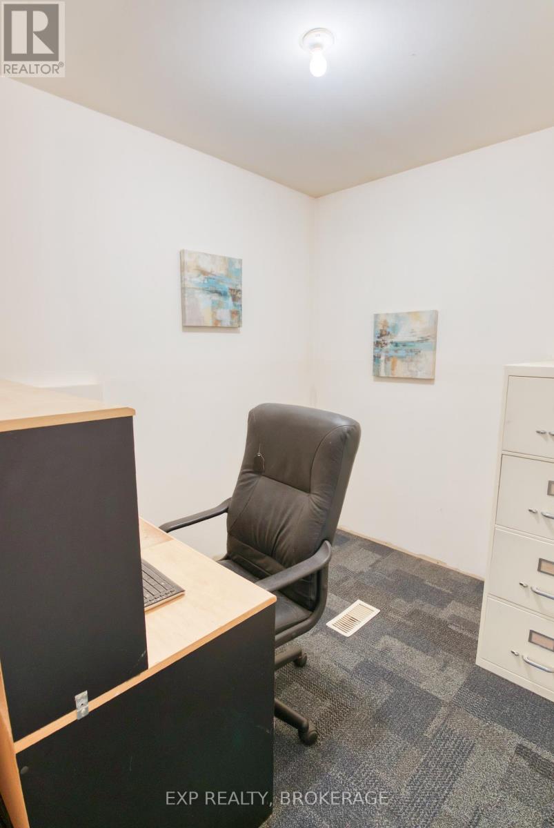 Photo 14 of 1073 Cox Road, Frontenac ON