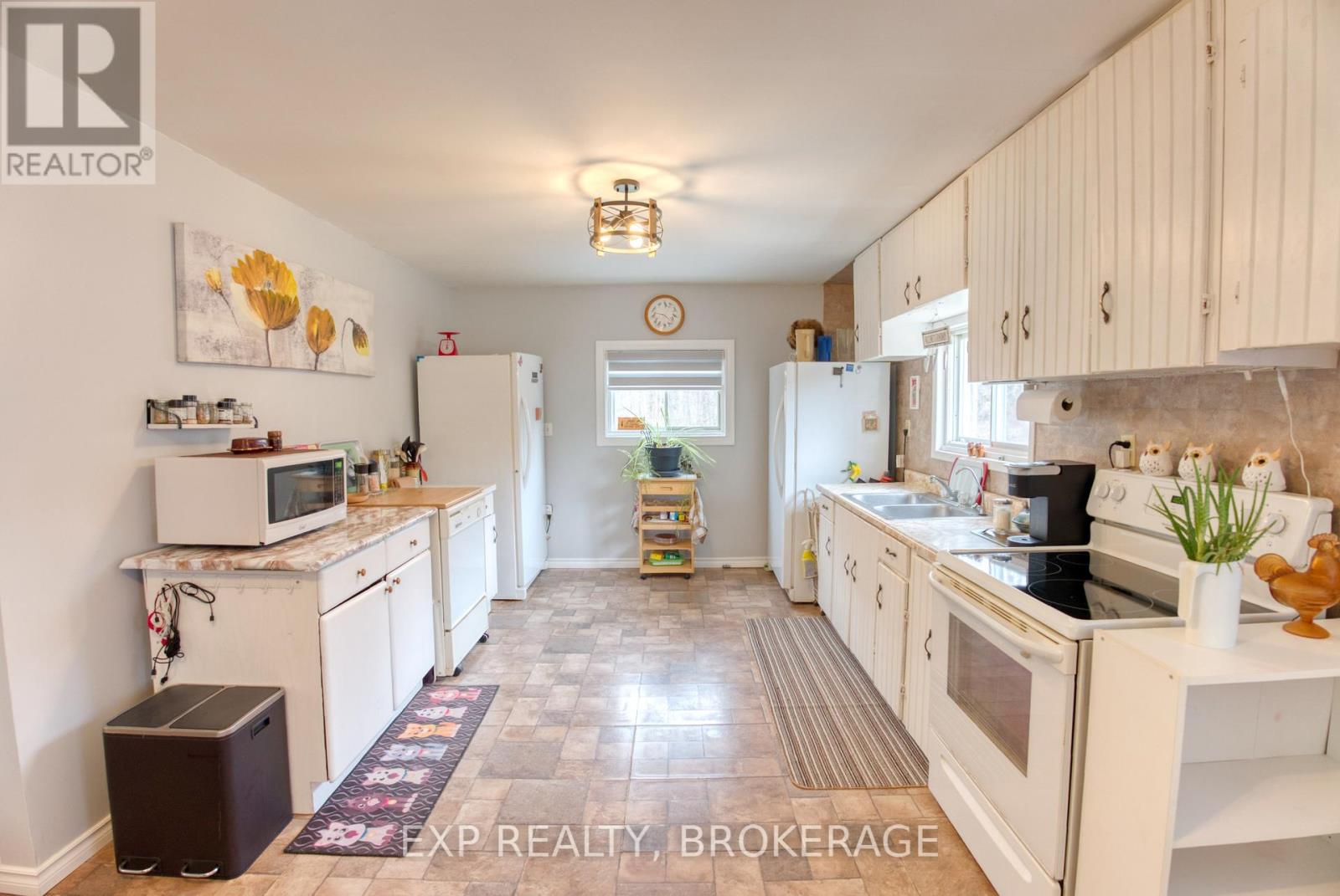 Photo 18 of 1073 Cox Road, Frontenac ON