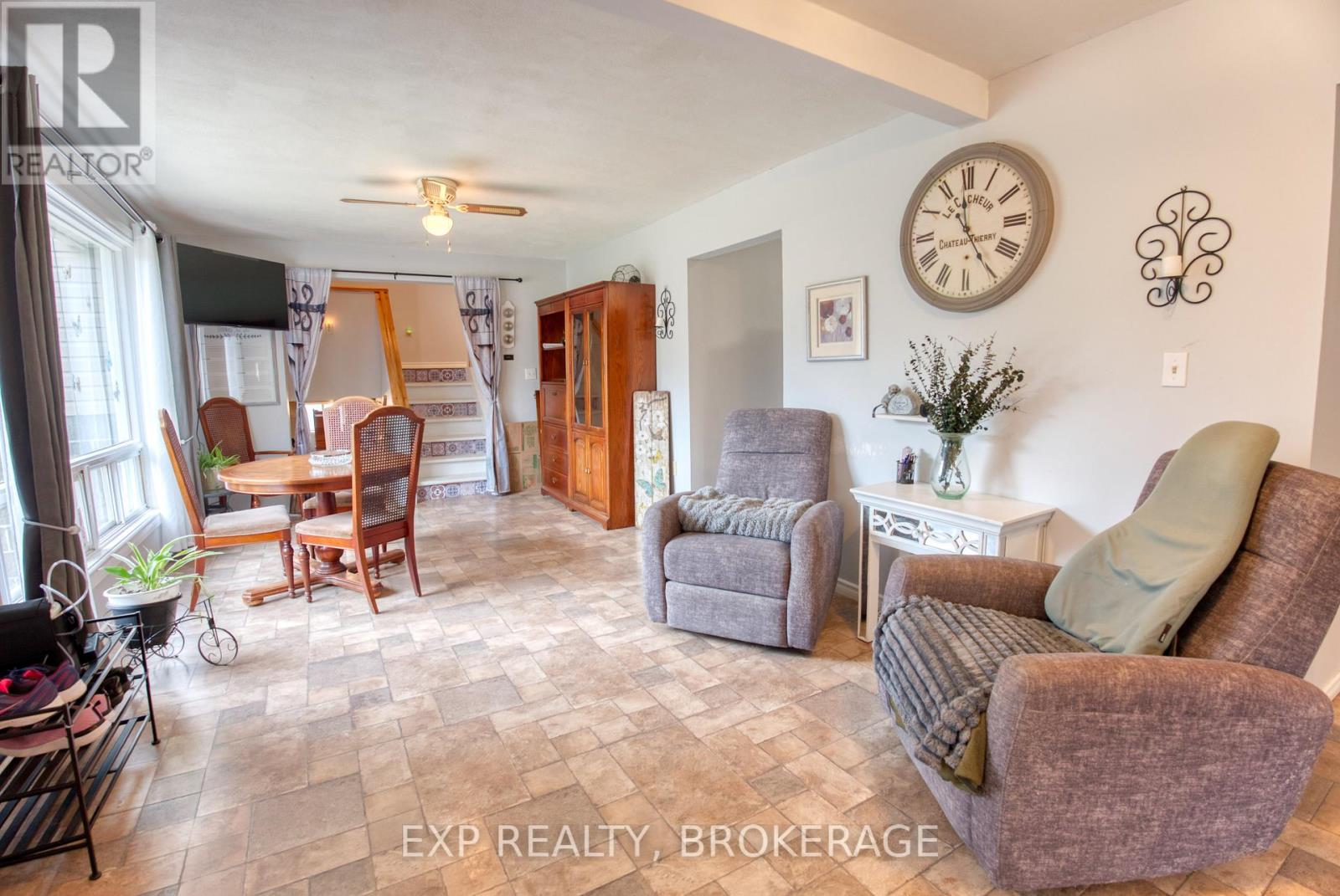 Photo 23 of 1073 Cox Road, Frontenac ON