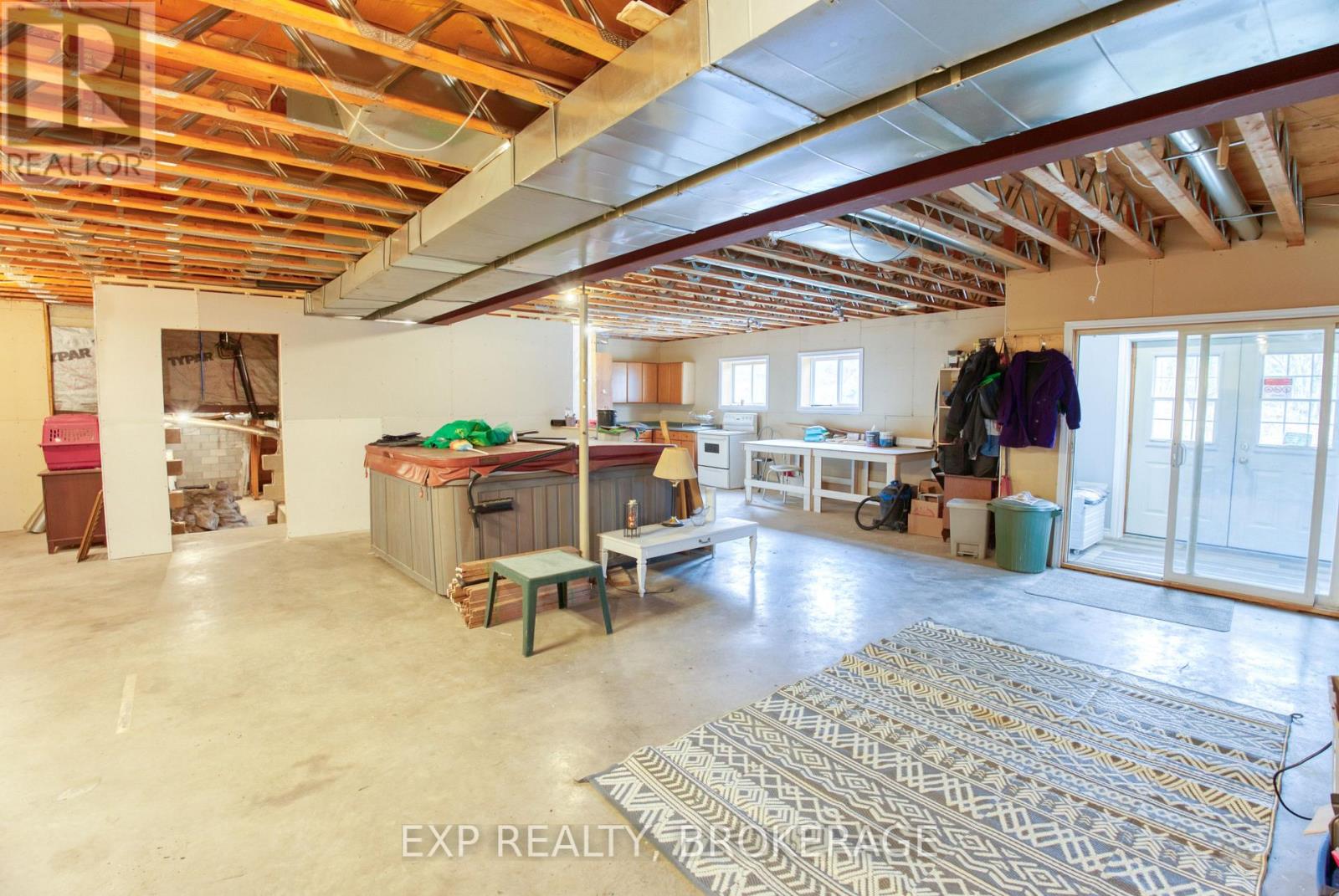 Photo 32 of 1073 Cox Road, Frontenac ON