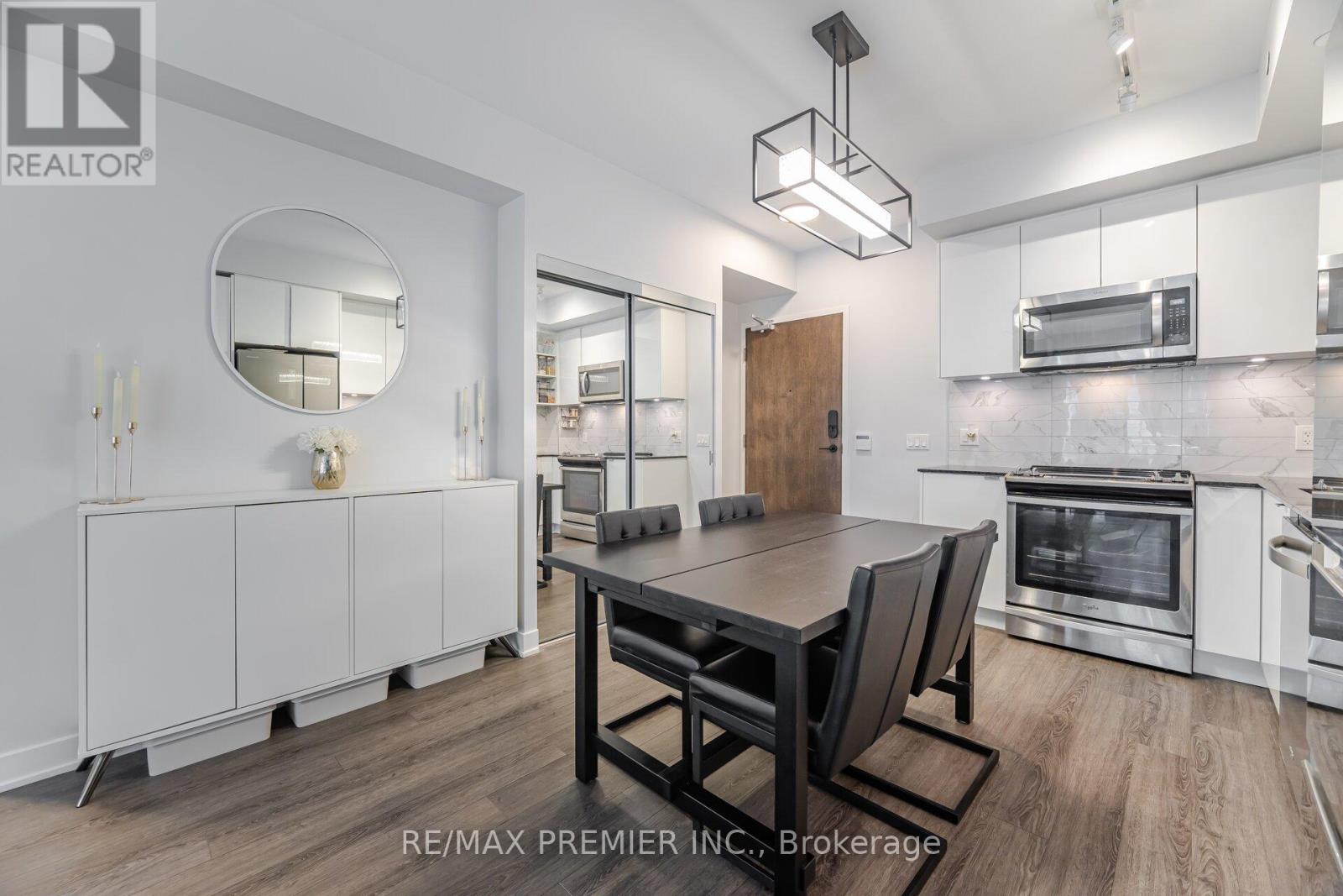 Photo 11 of 317 100 Eagle Rock Way, Vaughan ON