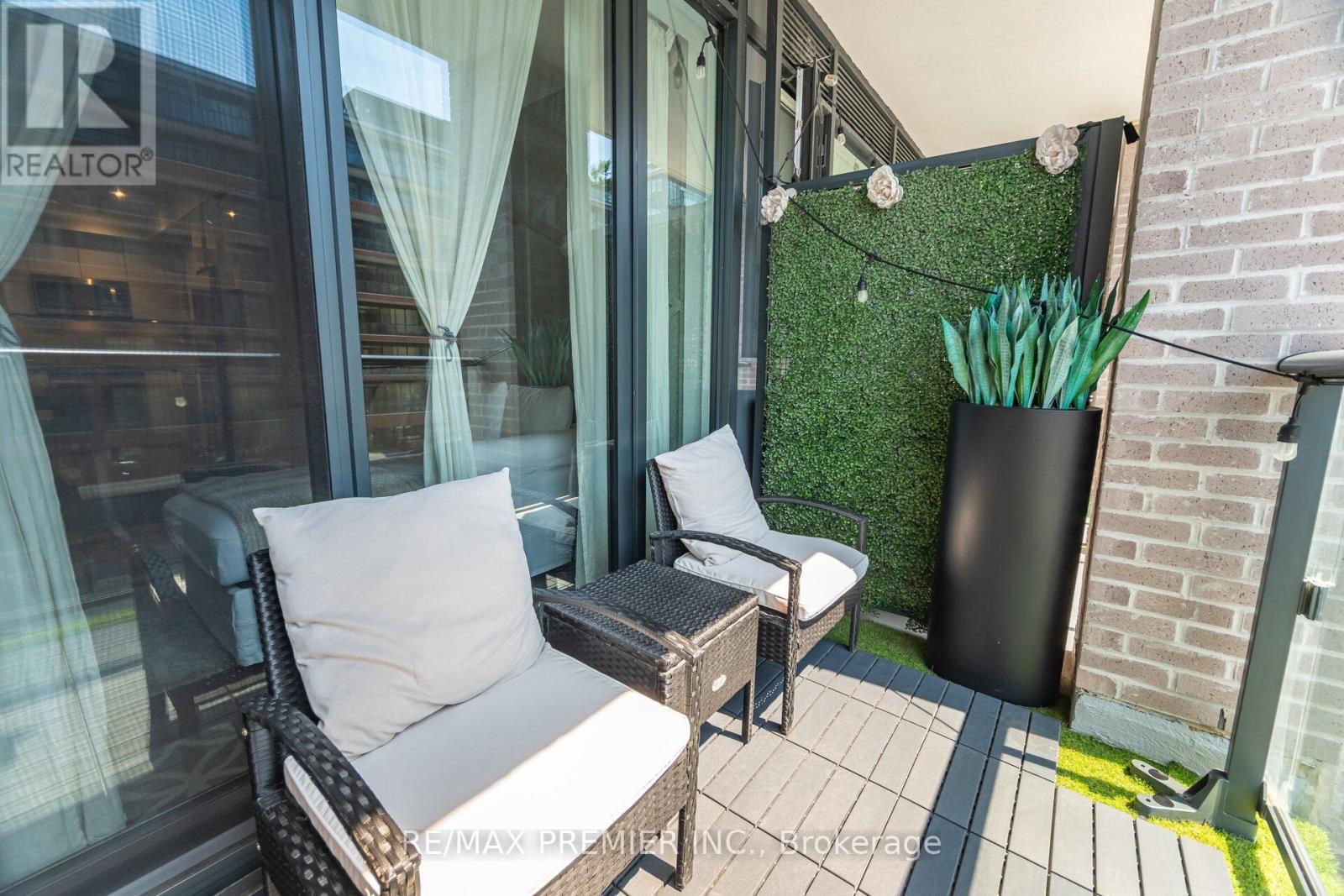 Photo 24 of 317 100 Eagle Rock Way, Vaughan ON