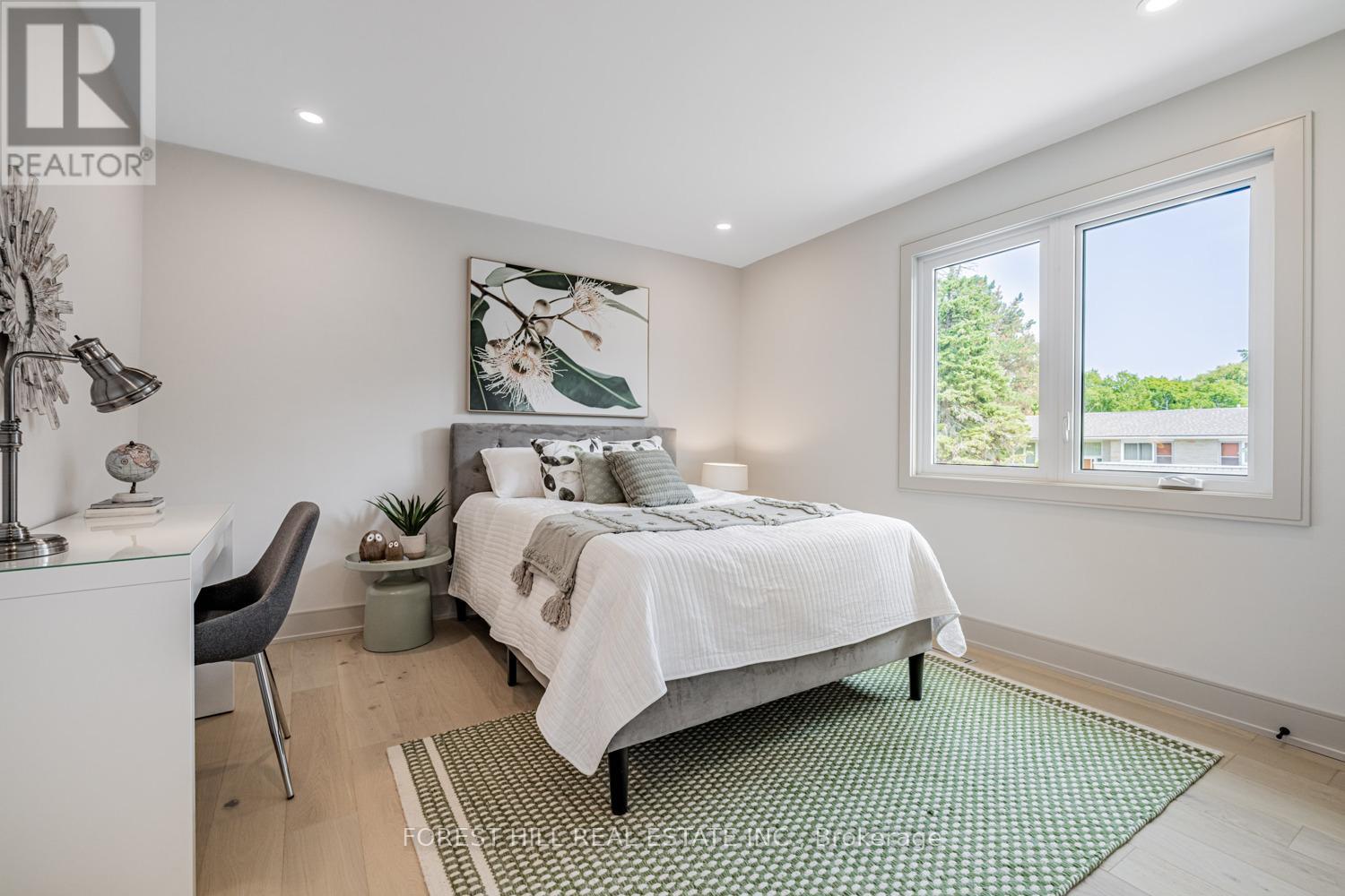 Photo 31 of 43 Thorny Brae Drive, Markham ON