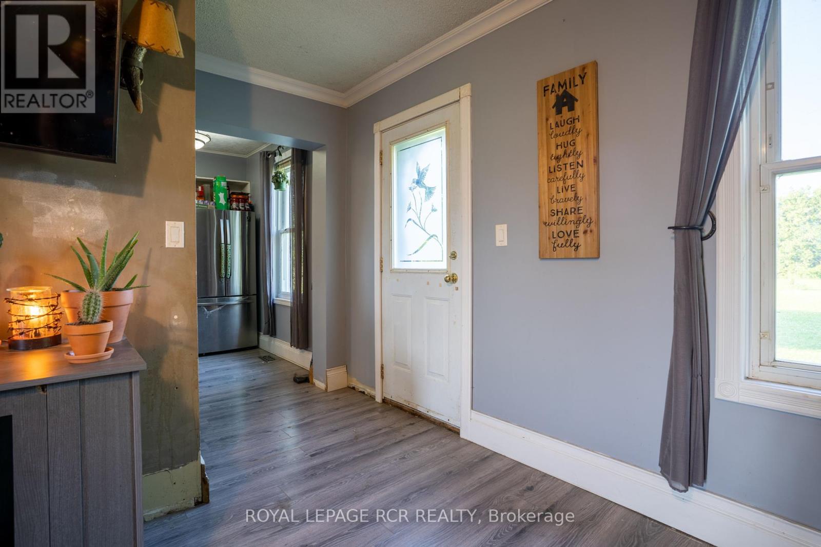 Photo 8 of 2606 Crossland Road, Springwater ON