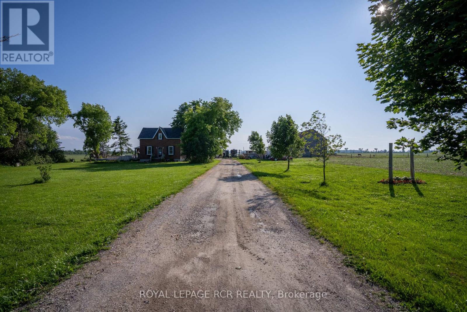 Photo 24 of 2606 Crossland Road, Springwater ON