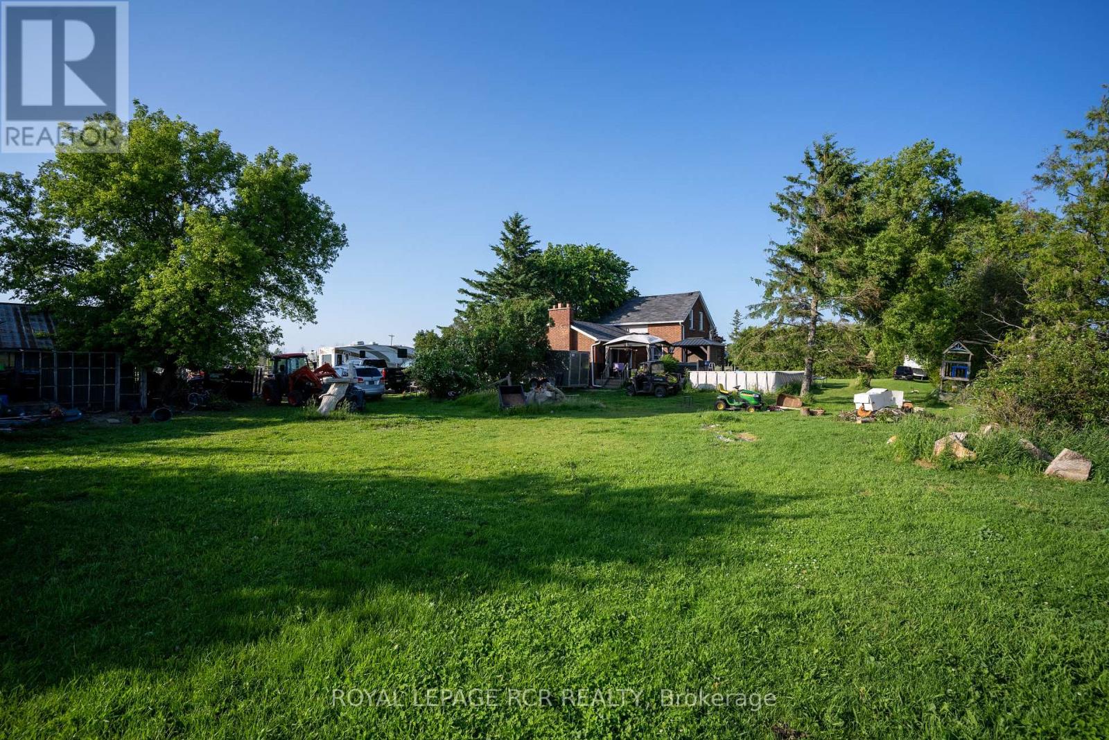 Photo 12 of 2606 Crossland Road, Springwater ON