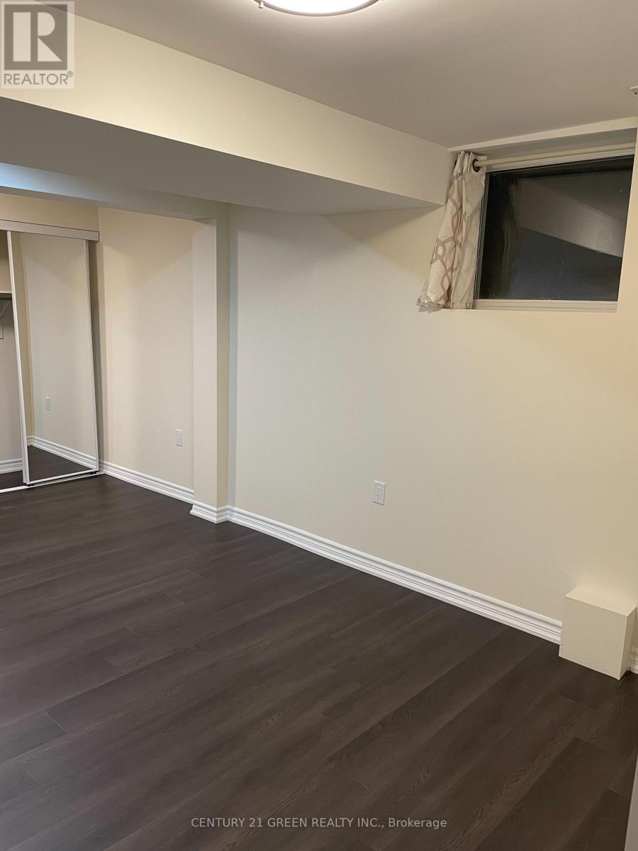 Photo 7 of 141 Columbia Road, Barrie ON
