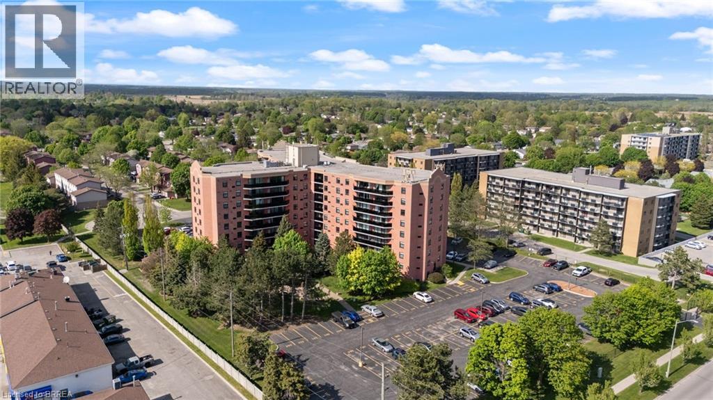 Photo 3 of 9 Bonheur Court Unit 212, Brantford ON