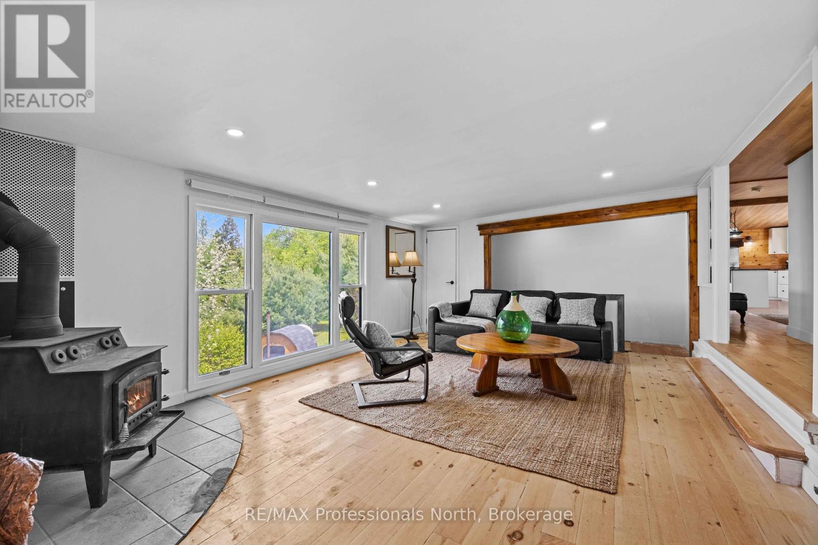 Single Family House Bungalow for Sale in  SUMMERVILLE ROAD Highlands East (Glamorgan) 