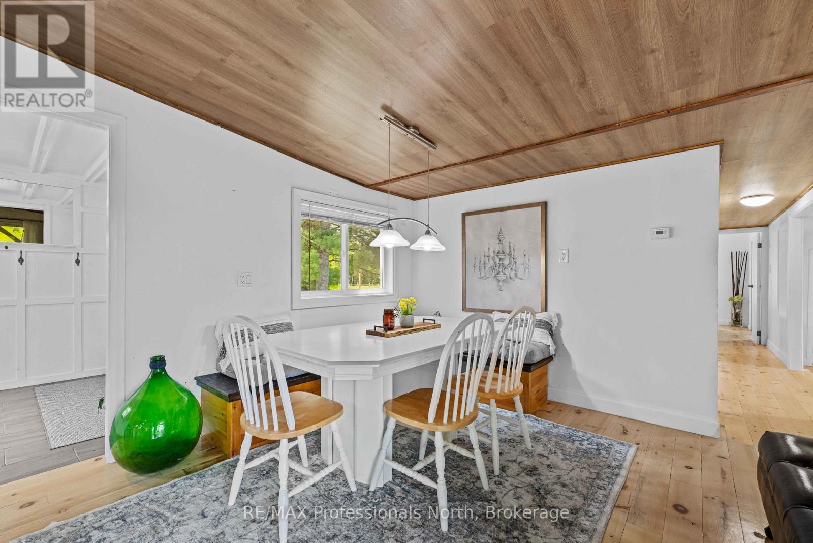 Single Family House Bungalow for Sale in  SUMMERVILLE ROAD Highlands East (Glamorgan) 