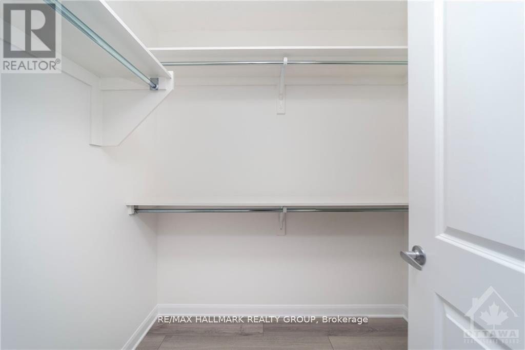 Photo 18 of 758 Jennie Trout Terrace, Ottawa ON