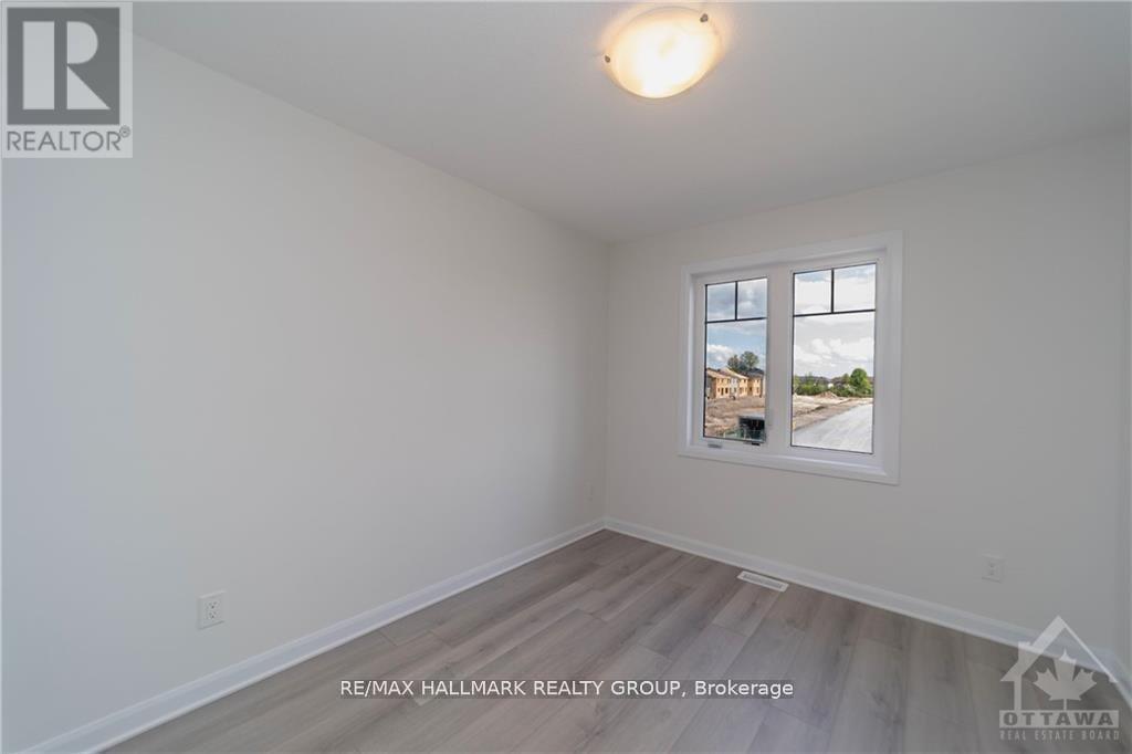Photo 19 of 758 Jennie Trout Terrace, Ottawa ON