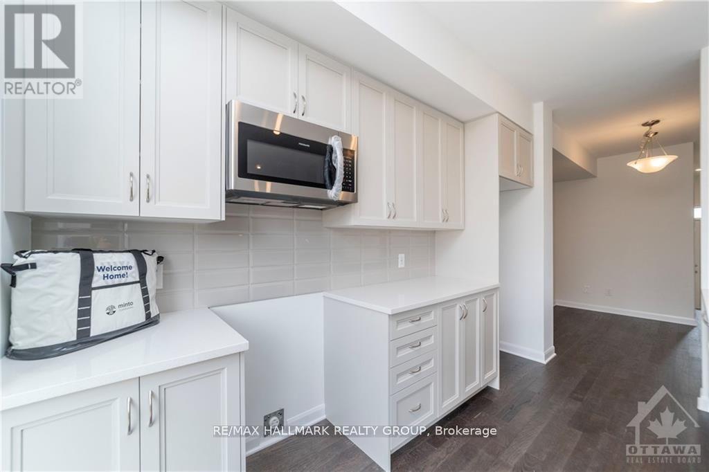 Photo 9 of 758 Jennie Trout Terrace, Ottawa ON