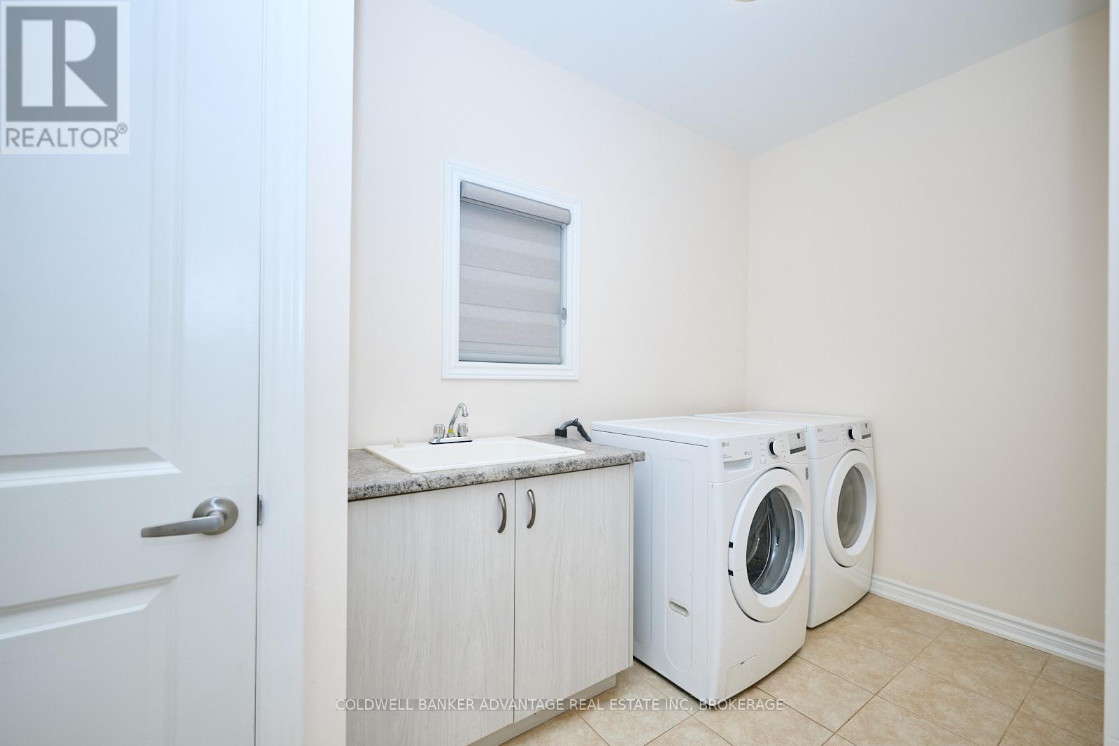 Photo 27 of 45 Mclaughlin Street, Welland ON