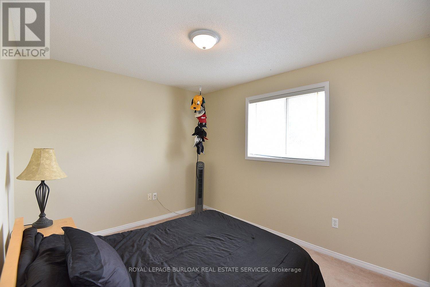 Photo 26 of 4002 Jarvis Crescent, Burlington ON