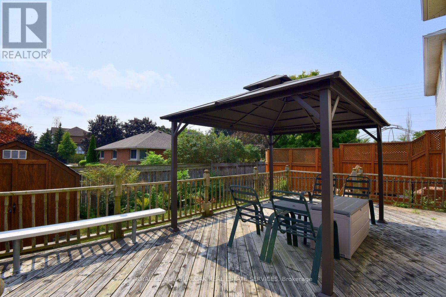 Photo 34 of 4002 Jarvis Crescent, Burlington ON