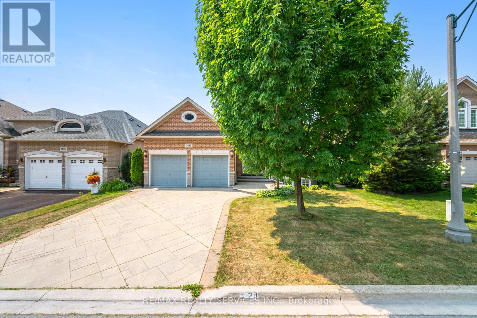 Photo 9 of 2413 Salcome Drive, Oakville ON