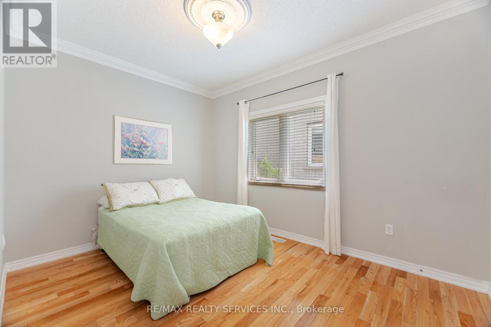 Photo 42 of 2413 Salcome Drive, Oakville ON