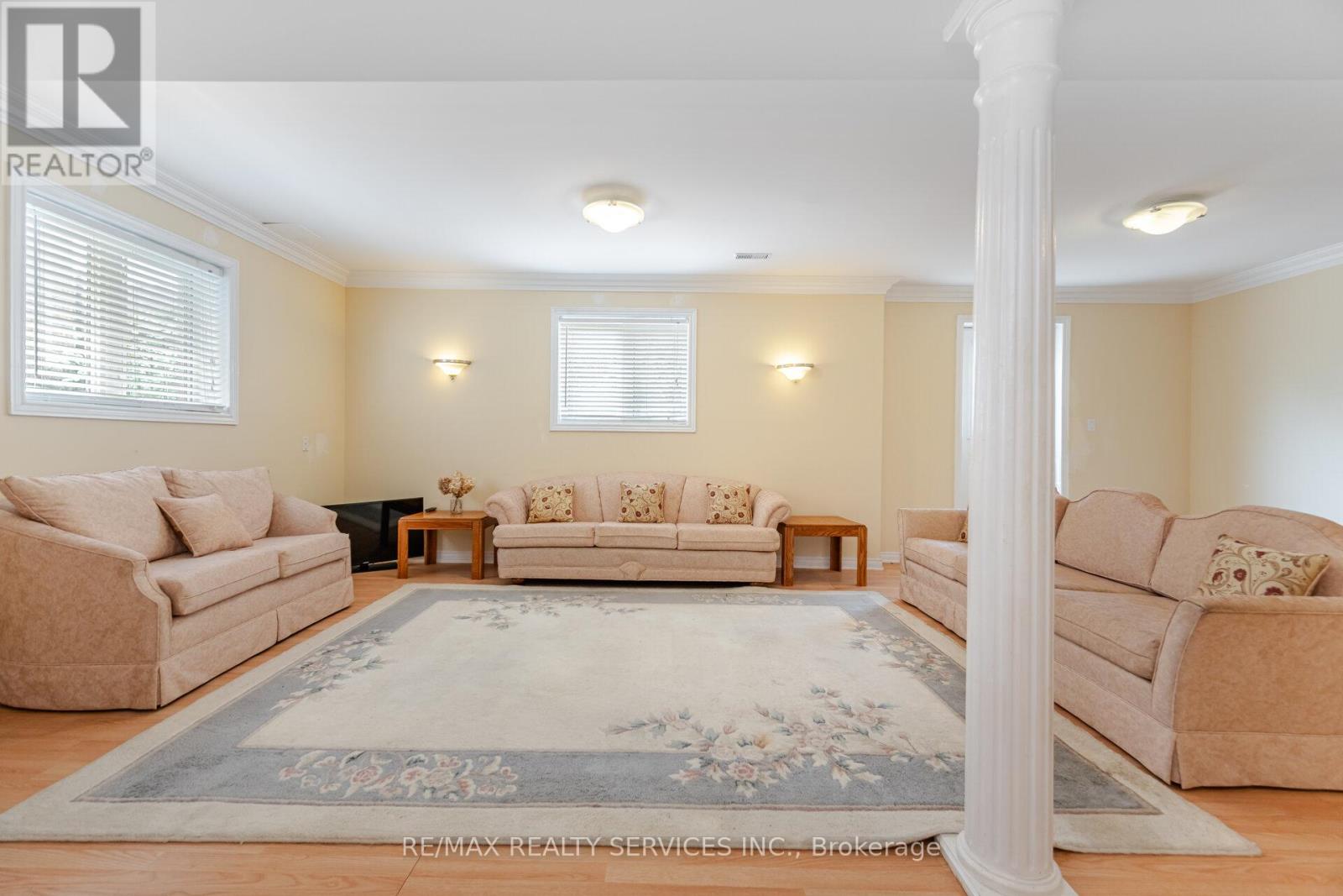 Photo 48 of 2413 Salcome Drive, Oakville ON