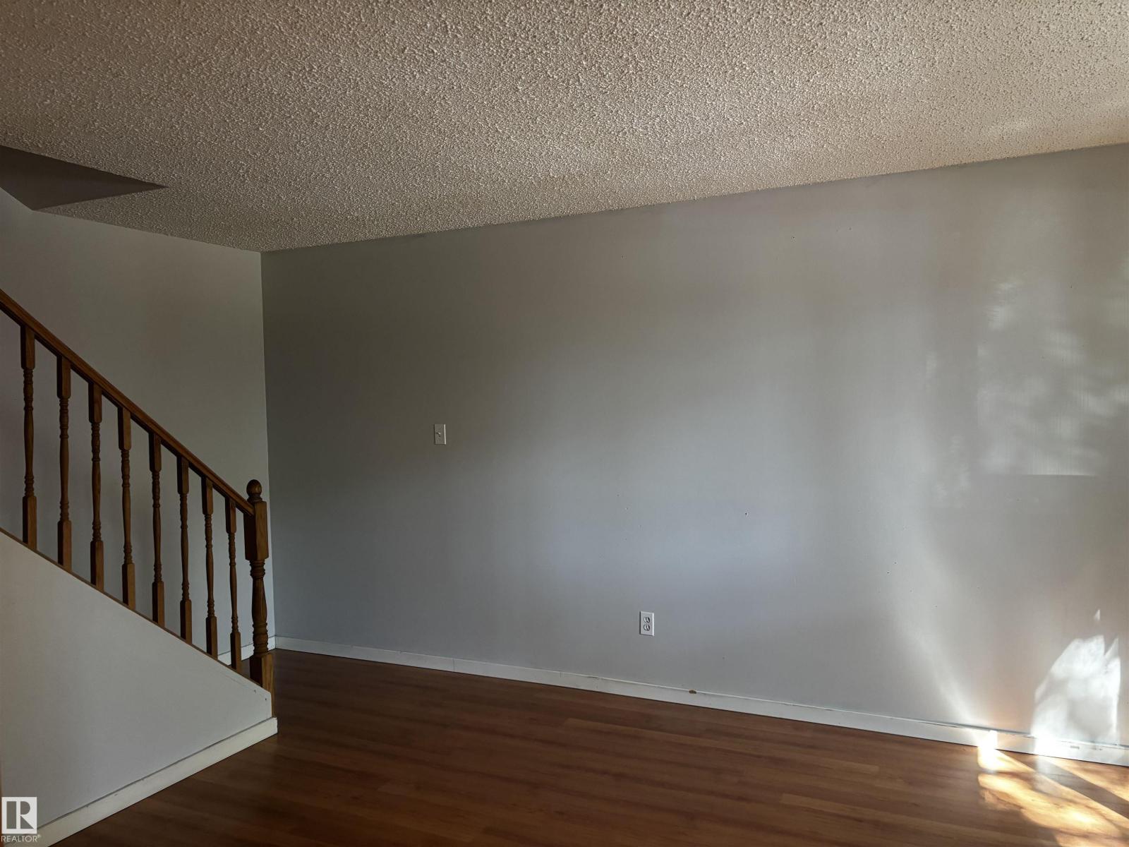 Photo 4 of 5446 144 B Av Nw, Edmonton AB