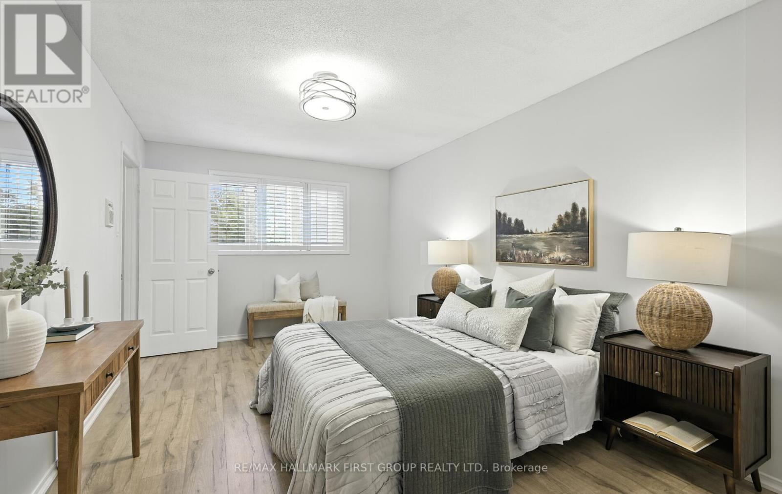 Photo 24 of 15 Ribblesdale Drive, Whitby ON