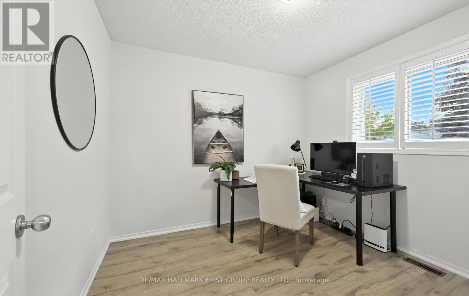 Photo 31 of 15 Ribblesdale Drive, Whitby ON