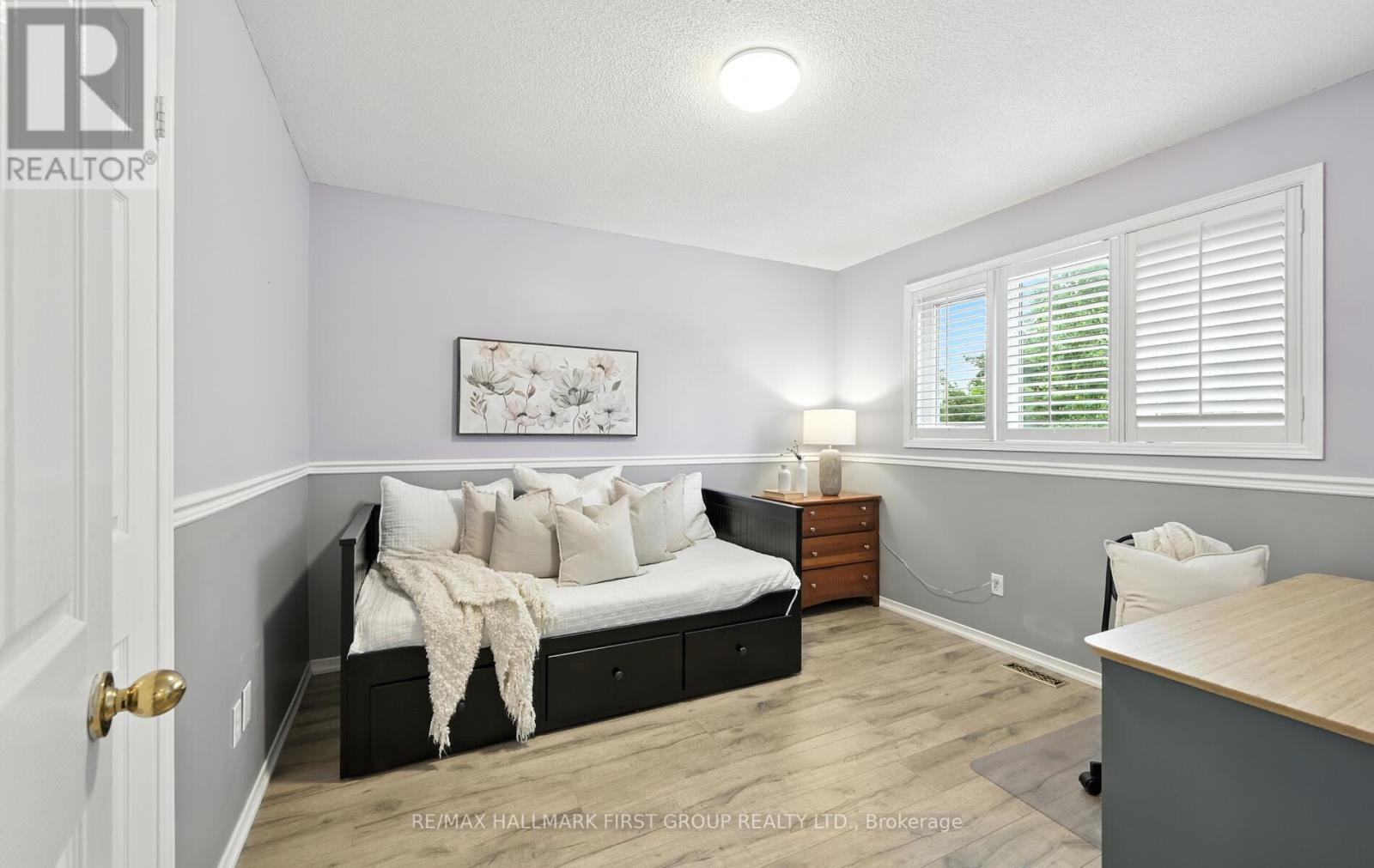 Photo 27 of 15 Ribblesdale Drive, Whitby ON