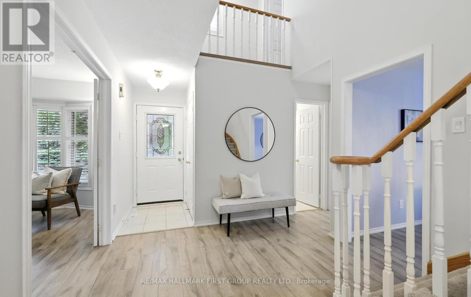 Photo 7 of 15 Ribblesdale Drive, Whitby ON