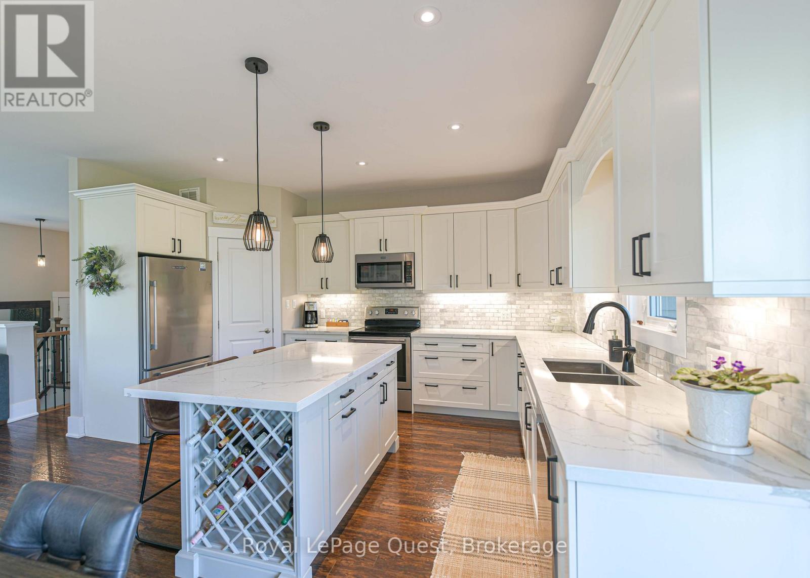 Photo 27 of 6 Millwood Court, Huntsville ON