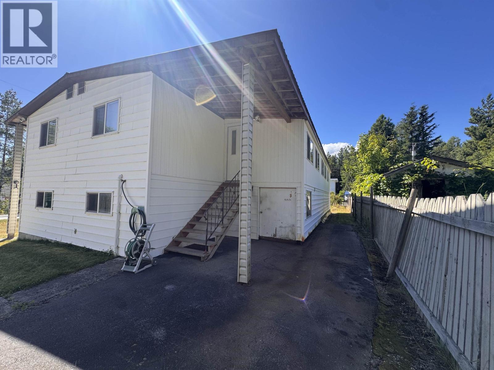3628 ALDER Avenue, Terrace