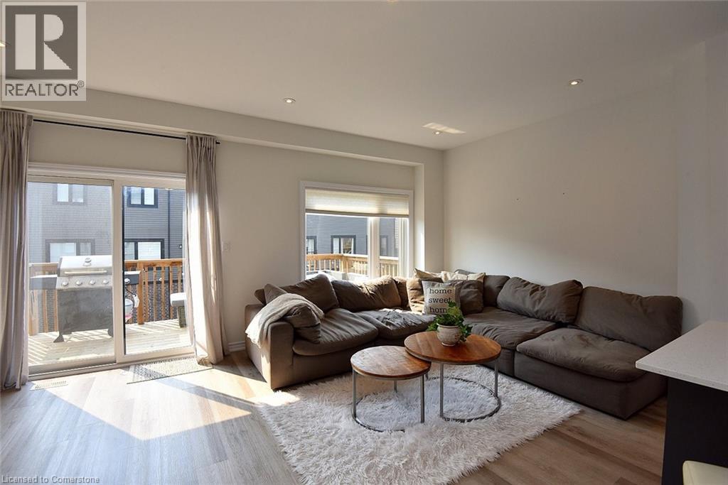 Photo 18 of 54 Capstone Lane, Hamilton ON