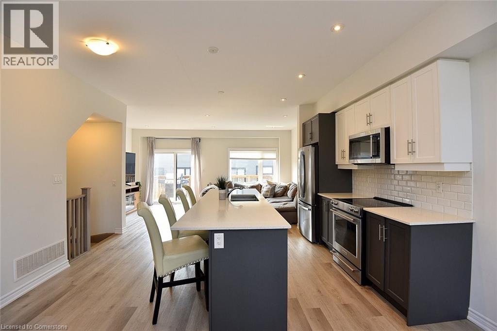 Photo 12 of 54 Capstone Lane, Hamilton ON