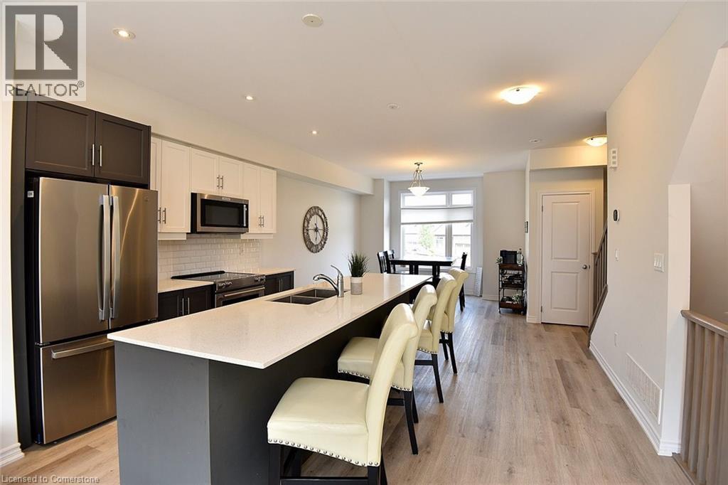 Photo 11 of 54 Capstone Lane, Hamilton ON