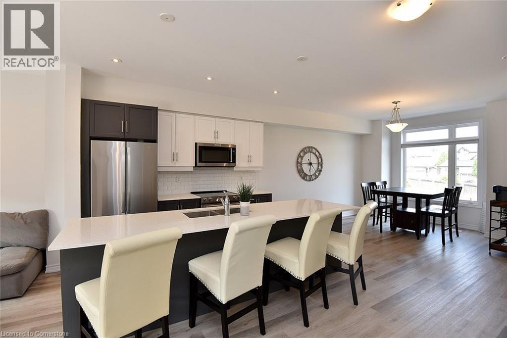 Photo 17 of 54 Capstone Lane, Hamilton ON