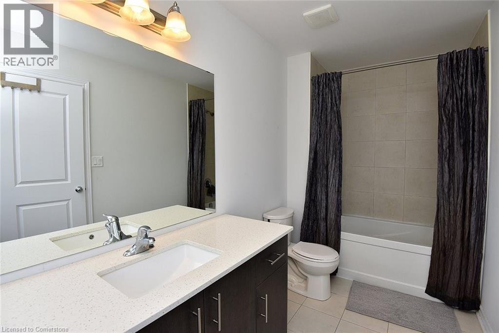 Photo 31 of 54 Capstone Lane, Hamilton ON