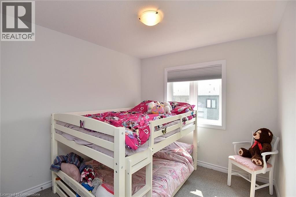 Photo 34 of 54 Capstone Lane, Hamilton ON